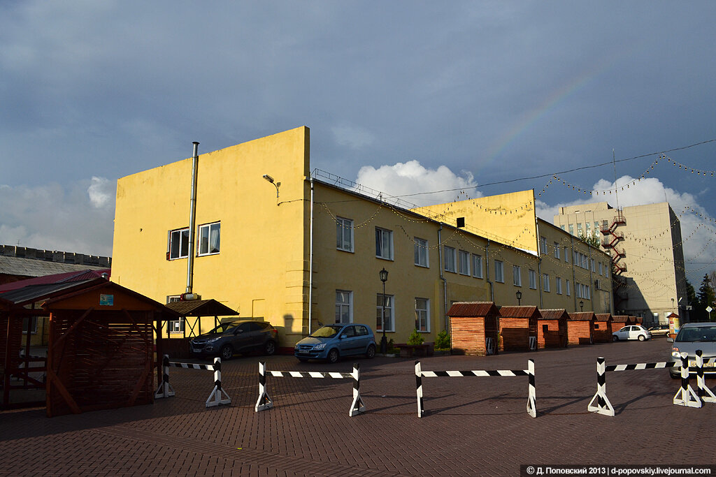 Кухня з їдальнею омського резервного батальйону була побудована в 1902 році, вже після скасування другої Омської фортеці