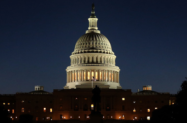 16 жовтня 2013, 19:04 Переглядів:   Уряд США зуміло уникнути наближається дефолту