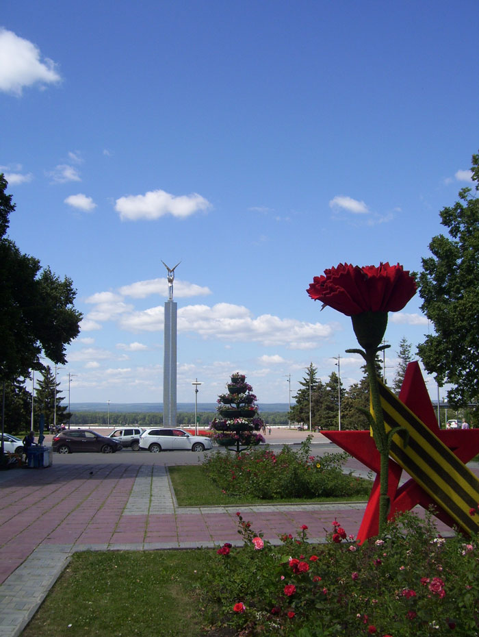 Самара, площа Слави